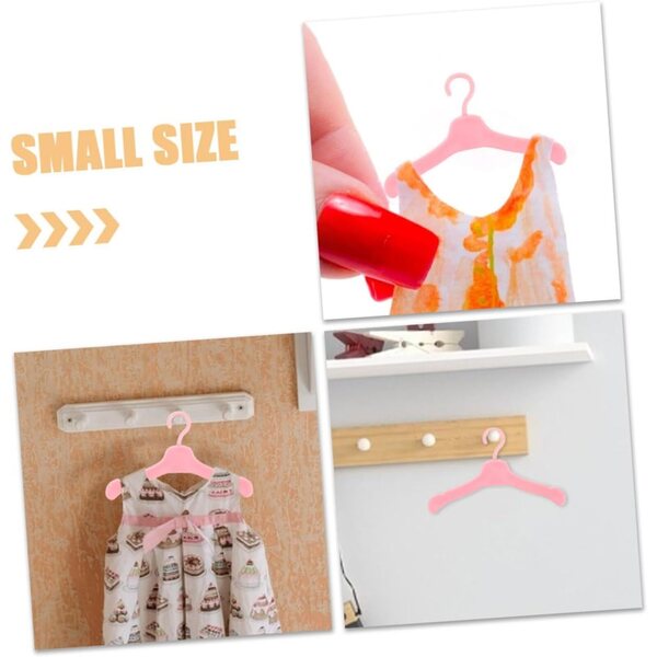 100 rosa Mini-Kunststoff-Kleiderbügel für Puppen, praktisches Zubehör für Miniatur-Garderobe
