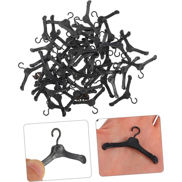 Appendiabiti Bambole Portatile 50 Pezzi in Plastica Nera per Casa Miniatura
