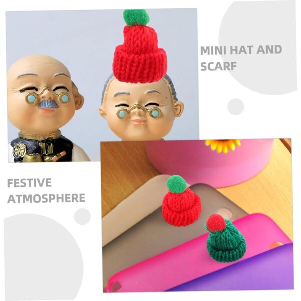 ERINGOGO 12 gestrickte Mini-Weihnachtsmützen und Schals für Basteldekorationen