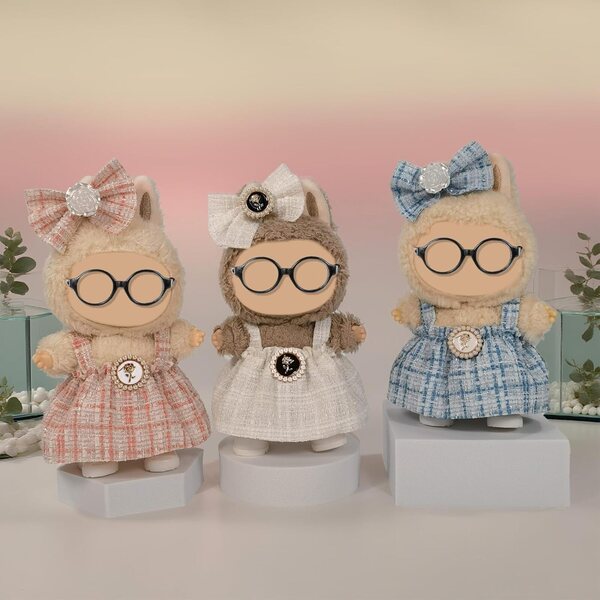 Set mit 3 modischen Kleidungsstücken für 17-cm-Puppen mit weichen und schicken Dollbie-Accessoires