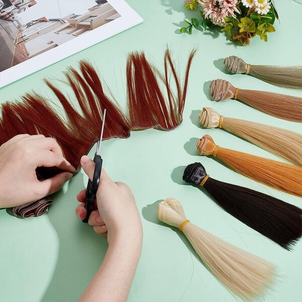 Set 7 Parrucche Lisce per Bambole 15cm in 7 Colori - Accessori Fai da Te