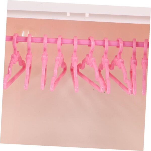 Set Miniature Armadio con 20 Mini Grucce in Metallo Rosa per Casa delle Bambole