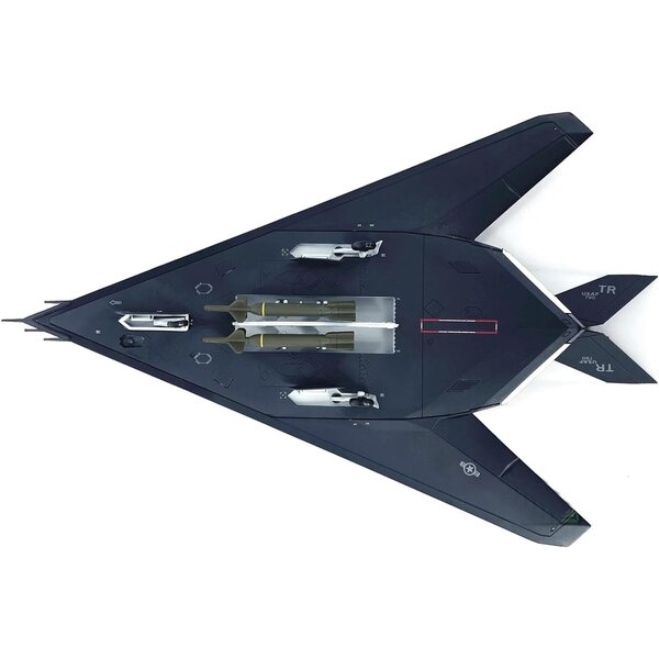 Legierungsmodell 1:72 USAF F-117 Nighthawk Attack – Zezefufu