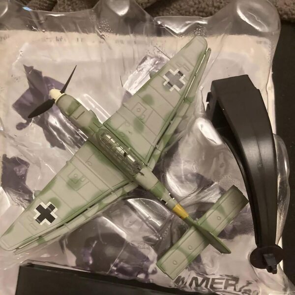 1:100 Deutscher Bomber WWII Stuka Junkers Ju-87 B-2 Legierungsmodell DAGIJIRD