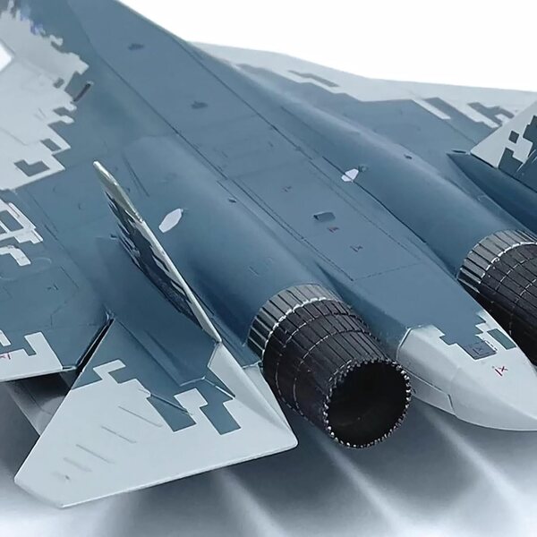 Suchoi Su-57 1:72 Legierungsflugzeugmodell | Originalgetreue Nachbildung des russischen Sammlerstücks