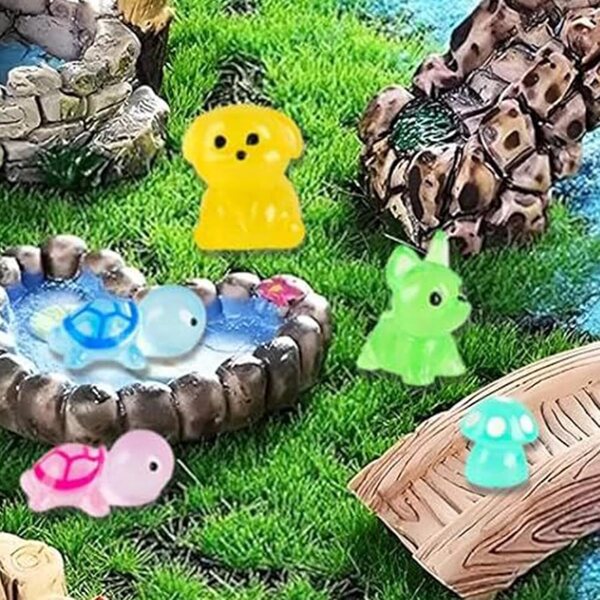 Animali in resina luminosa miniatura 150 pezzi per decorazioni giardino e casa