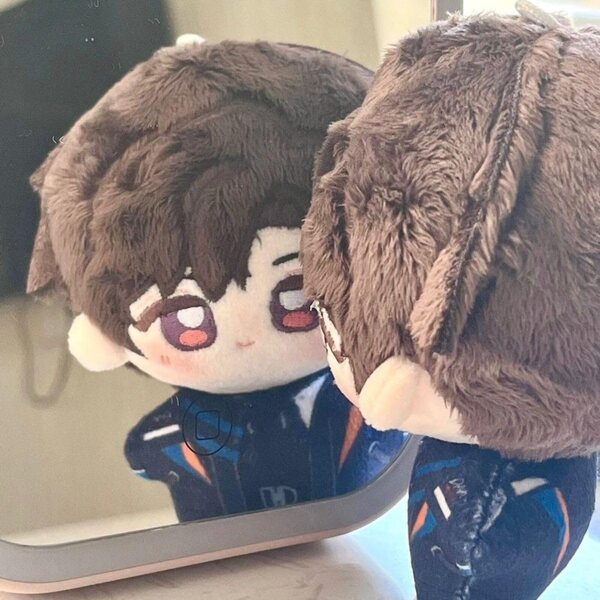 Peluche Calebs LoveDeepspaces Anime 12 cm - Douce et parfaite pour le cosplay et les cadeaux