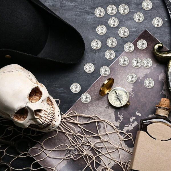 100 monete finte in miniatura argento per casa delle bambole e micro paesaggi