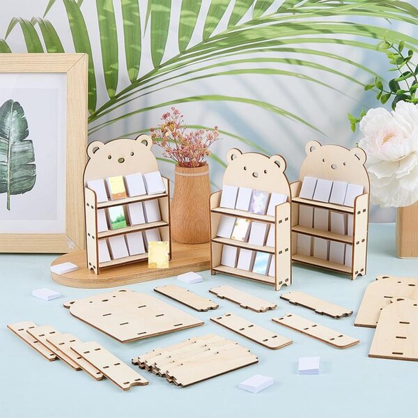 FINGERINSPIRE Libreria Miniatura in Legno a Forma di Orso 8 Set con 3 Ripiani