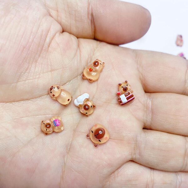 100 Mini Kapibara in Resina per Decorazioni Fai Da Te e Case delle Bambole
