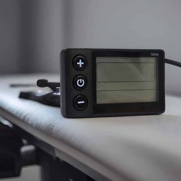Luocute HD-Elektroroller-LCD-Panel mit Batterie- und Geschwindigkeitsanzeige