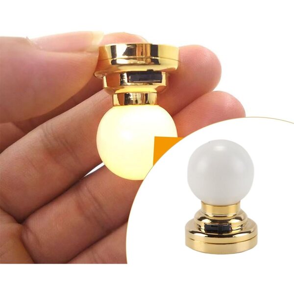 Lampadario in metallo oro per casa delle bambole scala 1:12 con luce a batteria