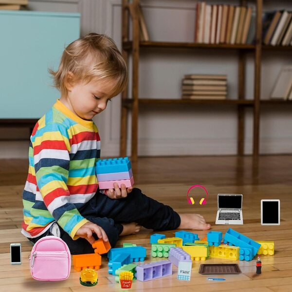Set 14 accessori miniatura 1:12 per casa delle bambole scuola, cibo e tecnologia
