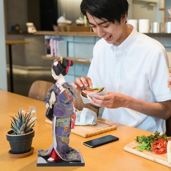 Bambola Geisha Giapponese 30 cm in Resina e Tessuto - Decorazione Tradizionale Artigianale