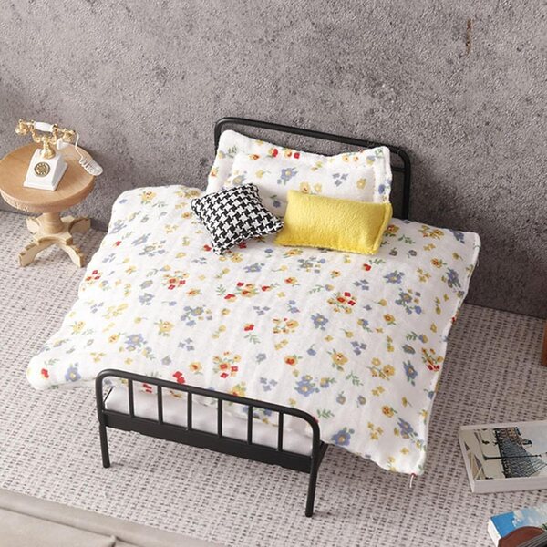 Set Casa in Miniatura Vintage con Biancheria e Cuscino - Arredamento Dettagliato per Bambini