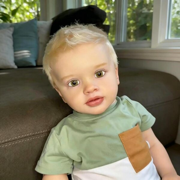 Reborn Pippa Boy Puppe 66 cm mit kurzen blonden Haaren und weichem Stoffkörper