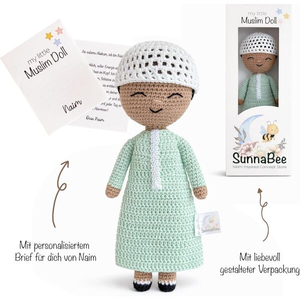 Handgefertigte islamische Häkelpuppe von Naim mit Kufi, Buchstaben und Papiersamen