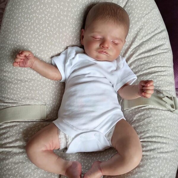 Lonian herboren pop 17" realistisch babyzacht stoffen lichaam met accessoires