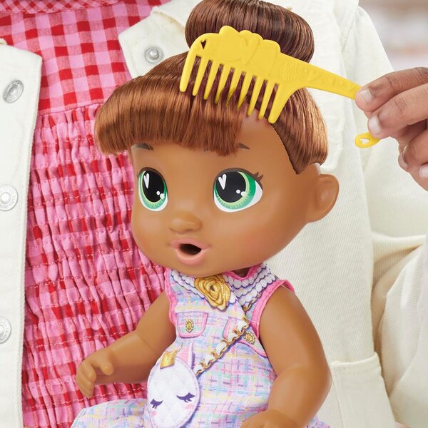 Baby Alive Sophia Sparkle Tea Party Puppe mit Zubehör und Windel 28 cm