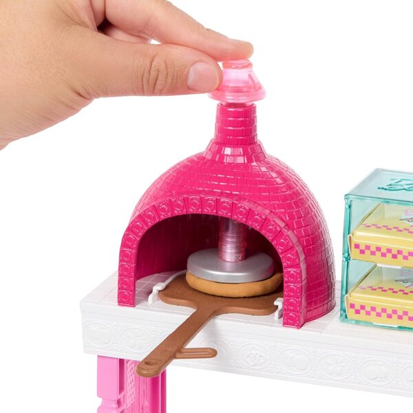 Barbie Pizza Shop-Spielset mit 25 Zubehörteilen für die Zubereitung lustiger Spielzeugpizzas