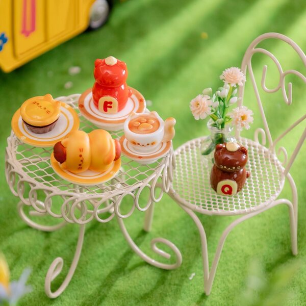 Set di 3 mini tavoli e sedie in metallo vintage KARLOR, decorazione casa e giardino