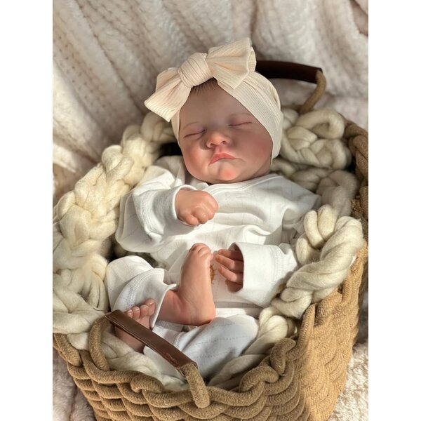 Wiedergeborene männliche Puppe 49 cm aus weichem Vinyl – realistisch und handwaschbar