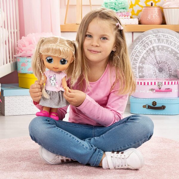 City Girl 31 cm Puppe mit Lachen, Kuss, langen Haaren und Bayer Design Accessoires
