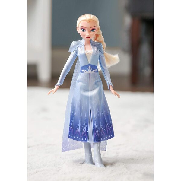 Bambola Elsa Frozen 2 Disney con vestito azzurro e 5 punti di articolazione