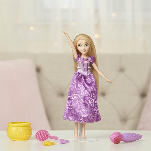 Hasbro Disney Princess Rapunzel Stamp and Style – Farbe ändern und Haare dekorieren