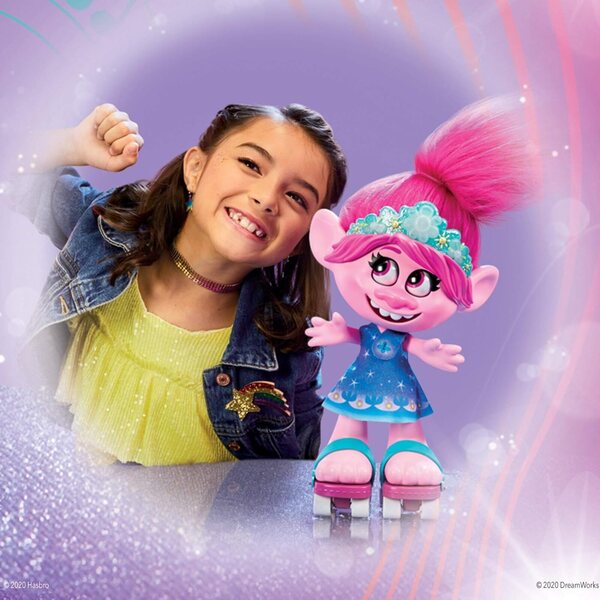 Bambola Poppy Trolls 2 con Capelli Ballanti e Musica Interattiva Hasbro