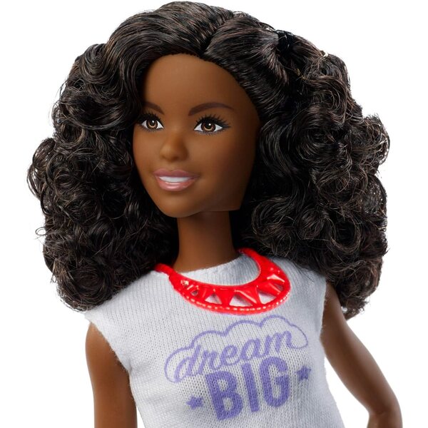Barbie Careers Surprise Kleider, afroamerikanische Puppe mit 2 Kleidungsstücken und Accessoires für Kinder ab 3 Jahren