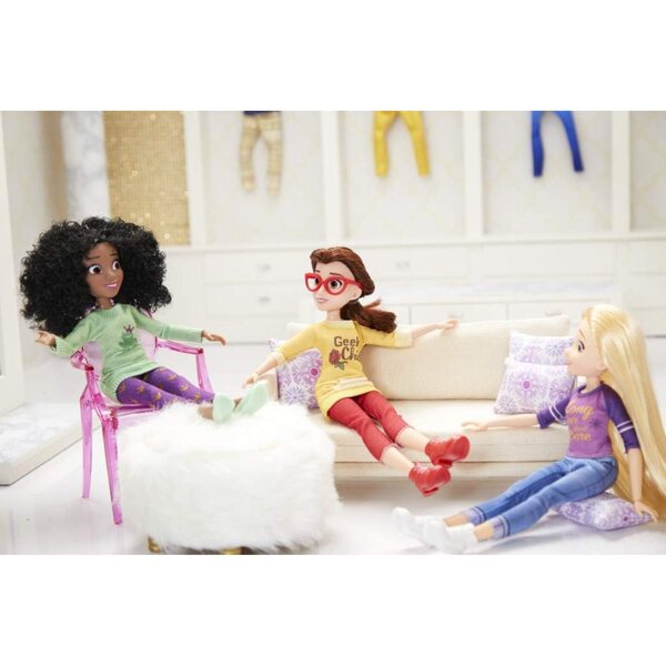 Disney Princess Comfy Squad Lässige und modische Tiana-Puppe von Hasbro