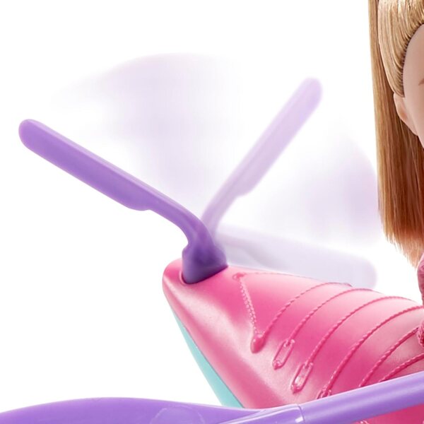 Barbie Team Stacie Bambola con Accessori - Gioco Creativo per Bambini da 3+