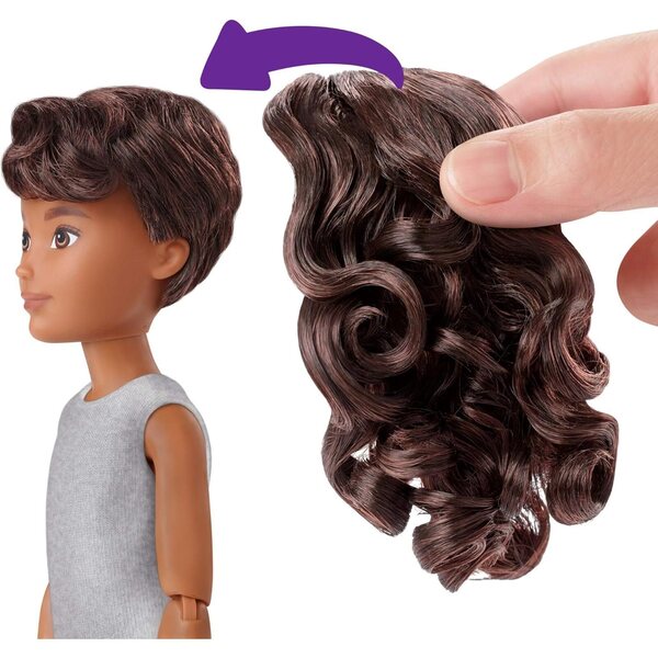 Mattel Creatable World Bambola Personalizzabile con 13 Punti di Articolazione e Parrucca