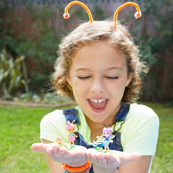 Mattel Enchantimals Bichiamigas veelkleurige pop met heldere details en vlindervleugels