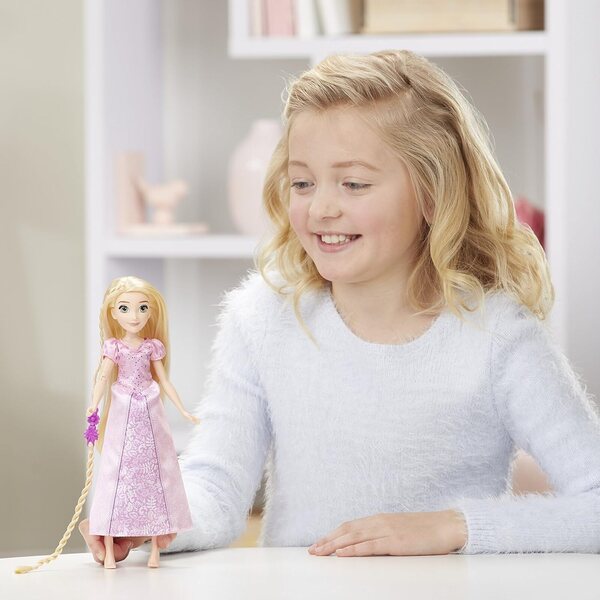 Bambola Disney Rapunzel con Abito, Funzione MuoviTreccia e Accessorio