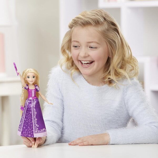 Bambola Disney Rapunzel con Abito, Funzione MuoviTreccia e Accessorio
