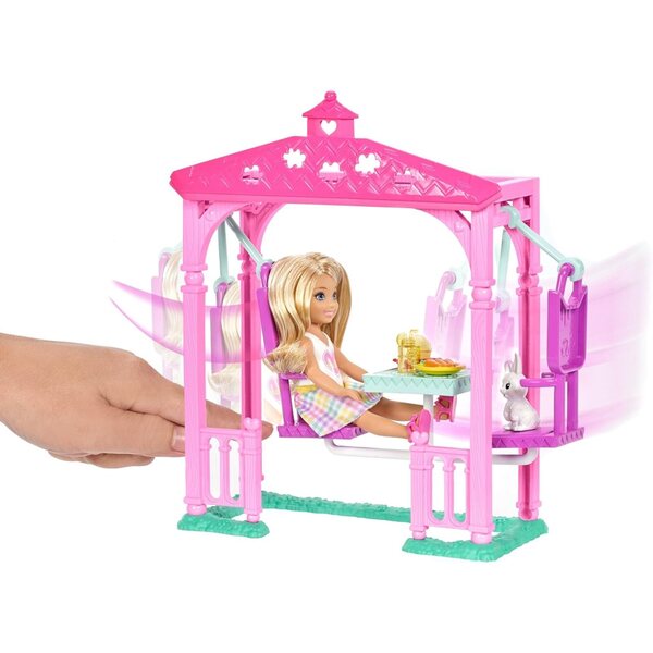 Barbie Club Chelsea con Coniglietto e Gazebo per Picnic - Playset Gioco All'aperto