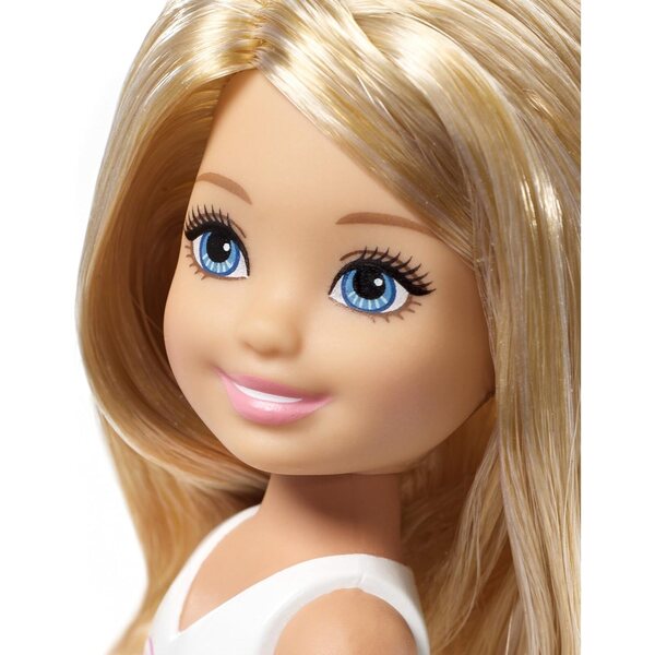 Barbie Club Chelsea con Coniglietto e Gazebo per Picnic - Playset Gioco All'aperto