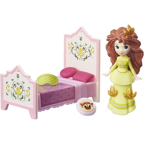Hasbro La Regina di Ghiaccio Little Kingdom Elsa con Trono e Accessori per Bambini 4+