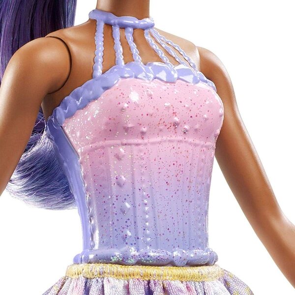 Barbie Dreamtopia Fatina con Ali e Gioielli Rosa, Capelli e Tiara - Magia e Fantasia