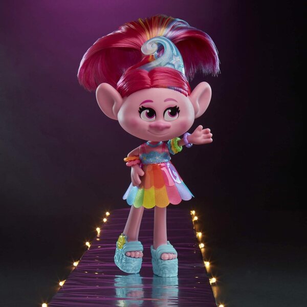 Hasbro Trolls World Tour - Poppy Glamour con 2 suoni e look Rock Pop multicolore