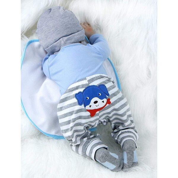 ZIYIUI Realistische Neugeborene Reborn-Puppe 55 cm mit komplettem Zubehör und Weichheit