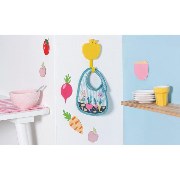 BABY born Set mit 2 Lätzchen 43 cm für Kinder ab 3 Jahren – einfach zu tragen, 2 Modelle