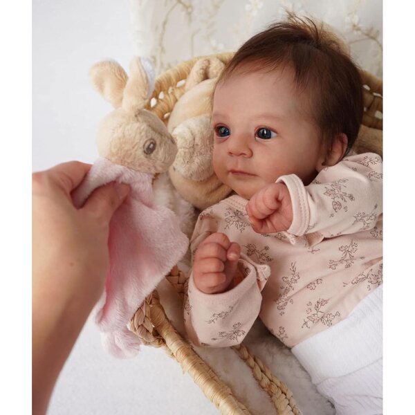Weibliche wiedergeborene Puppe Zero Pam, 48 cm, aus realistischem Silikon mit komplettem Zubehör
