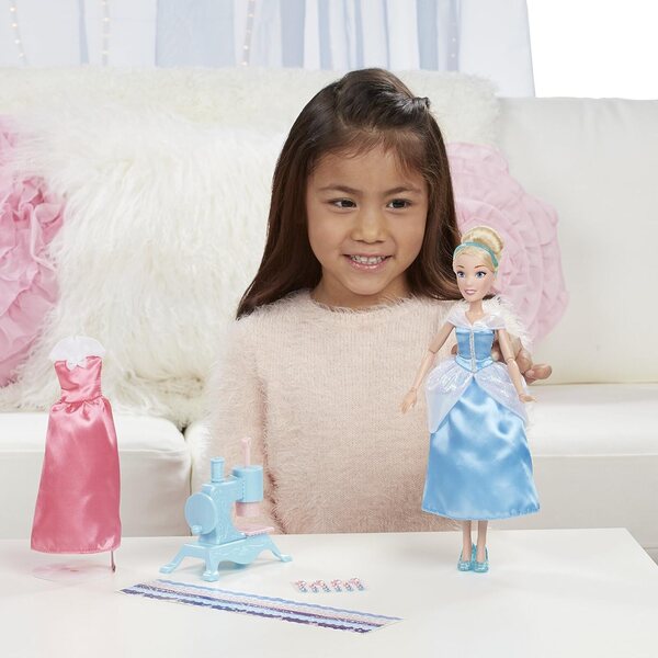 Disney Prinzessin Aschenputtel mit Accessoires – Kleider- und kreatives Druckset