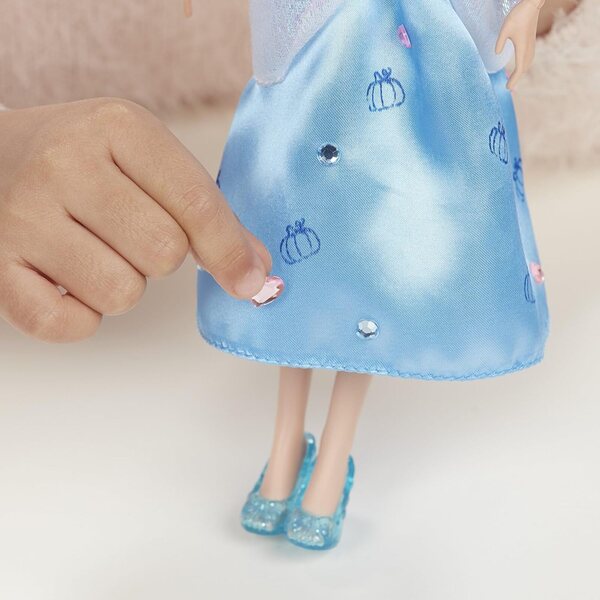 Disney Prinzessin Aschenputtel mit Accessoires – Kleider- und kreatives Druckset