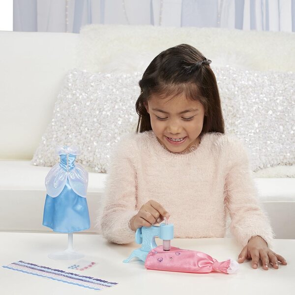 Disney Prinzessin Aschenputtel mit Accessoires – Kleider- und kreatives Druckset