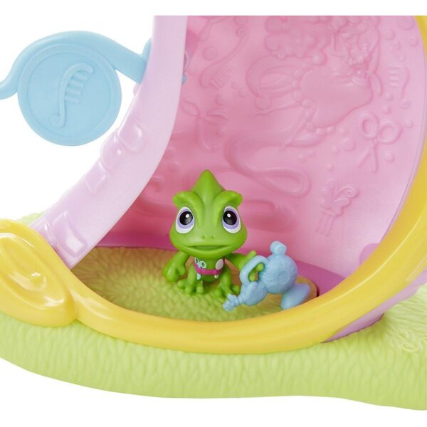 Disney Princess Rapunzels Turm – Stylin'-Spieleset mit kleiner Puppe und Zubehör