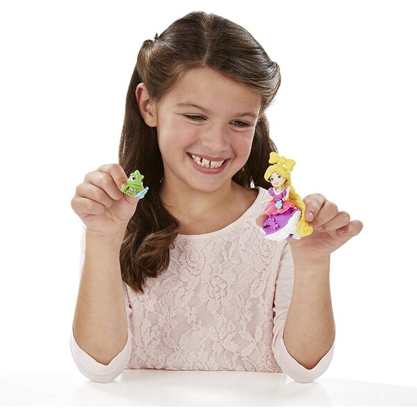 Disney Princess Rapunzels Turm – Stylin'-Spieleset mit kleiner Puppe und Zubehör